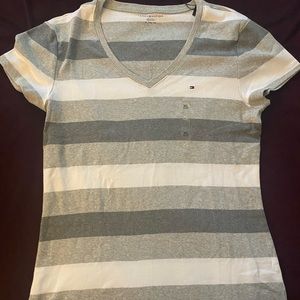 XL WOMENS V-NECK TOP
